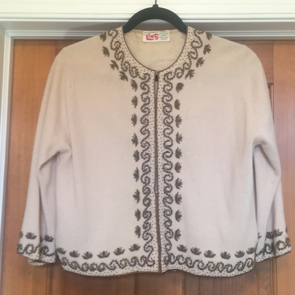 VINTAGE Beaded cardigan M/L